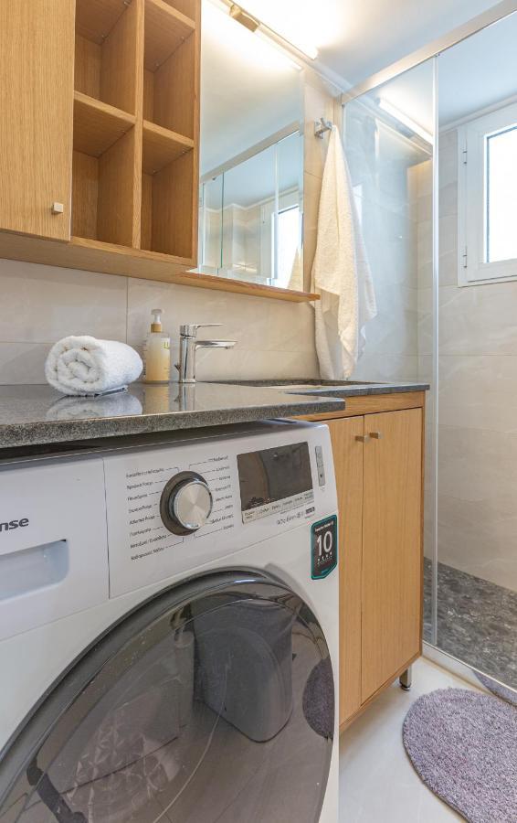 Beautiful And Comfortable Apartment At Marina Zeas พีเรียส ภายนอก รูปภาพ