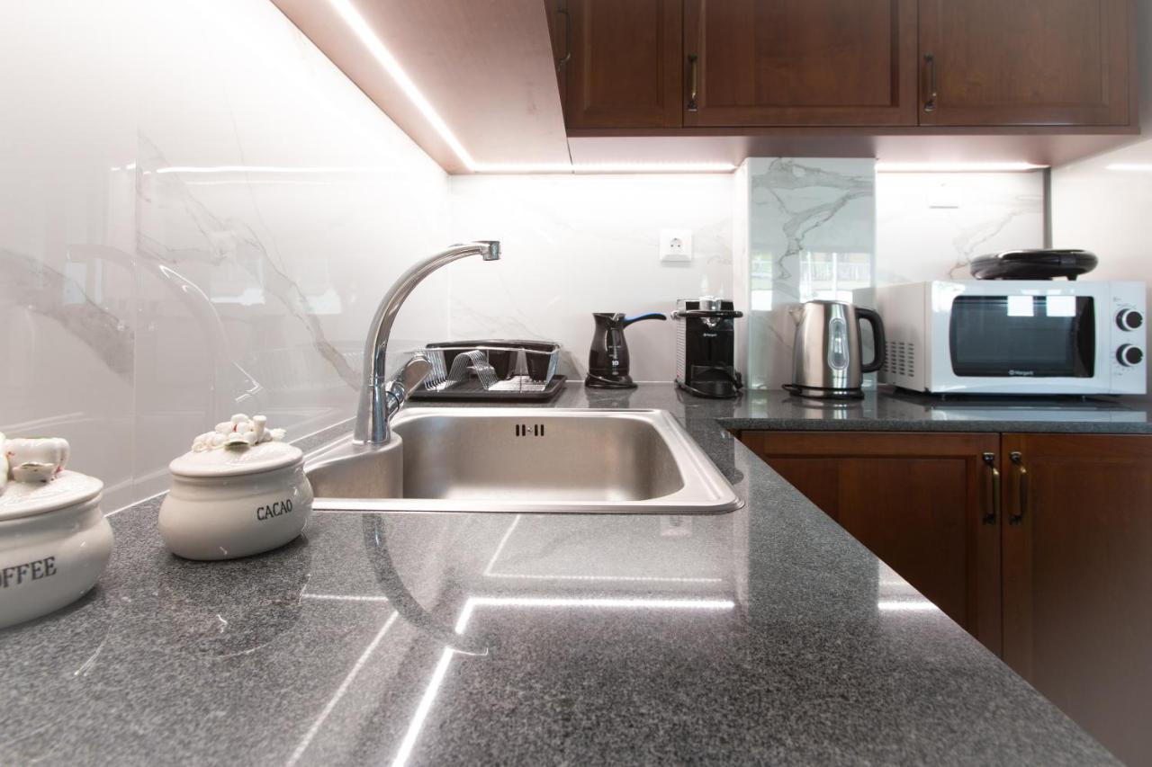Beautiful And Comfortable Apartment At Marina Zeas พีเรียส ภายนอก รูปภาพ